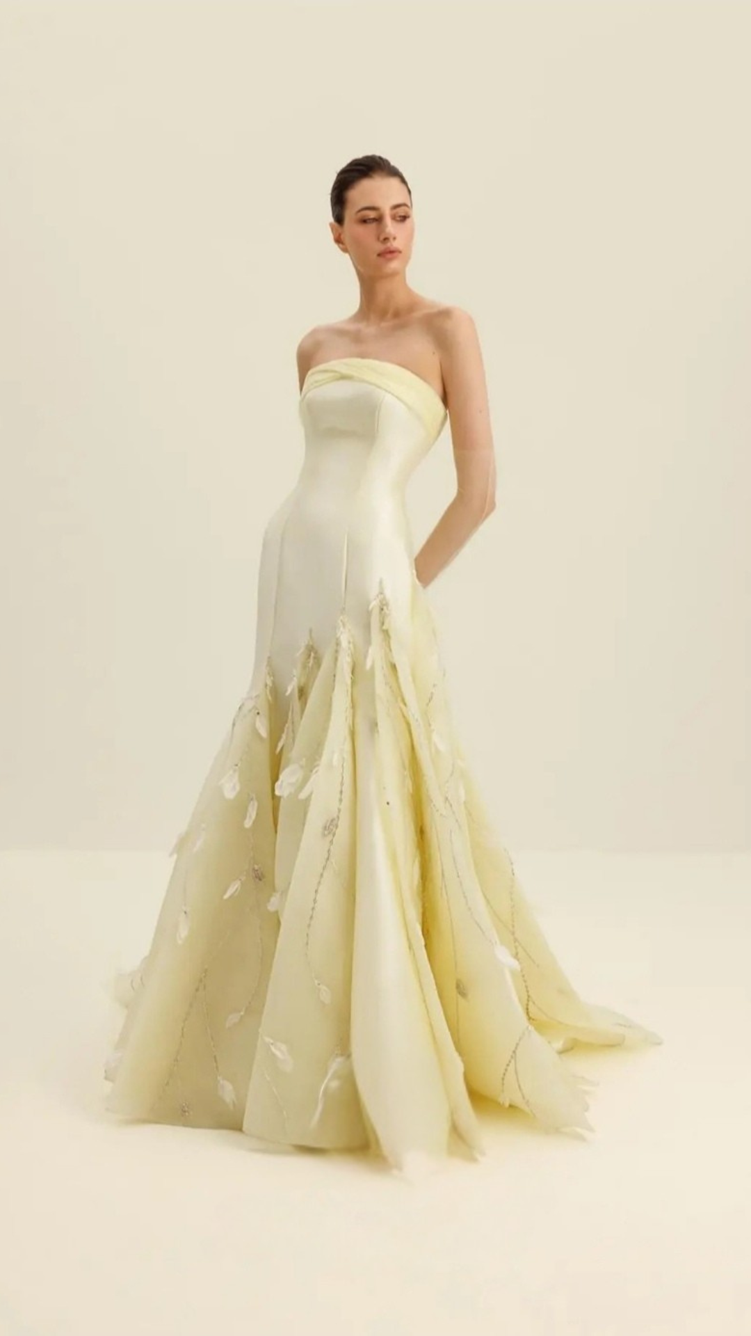 Strapless Light Yellow Beading Evening Dress with Feather