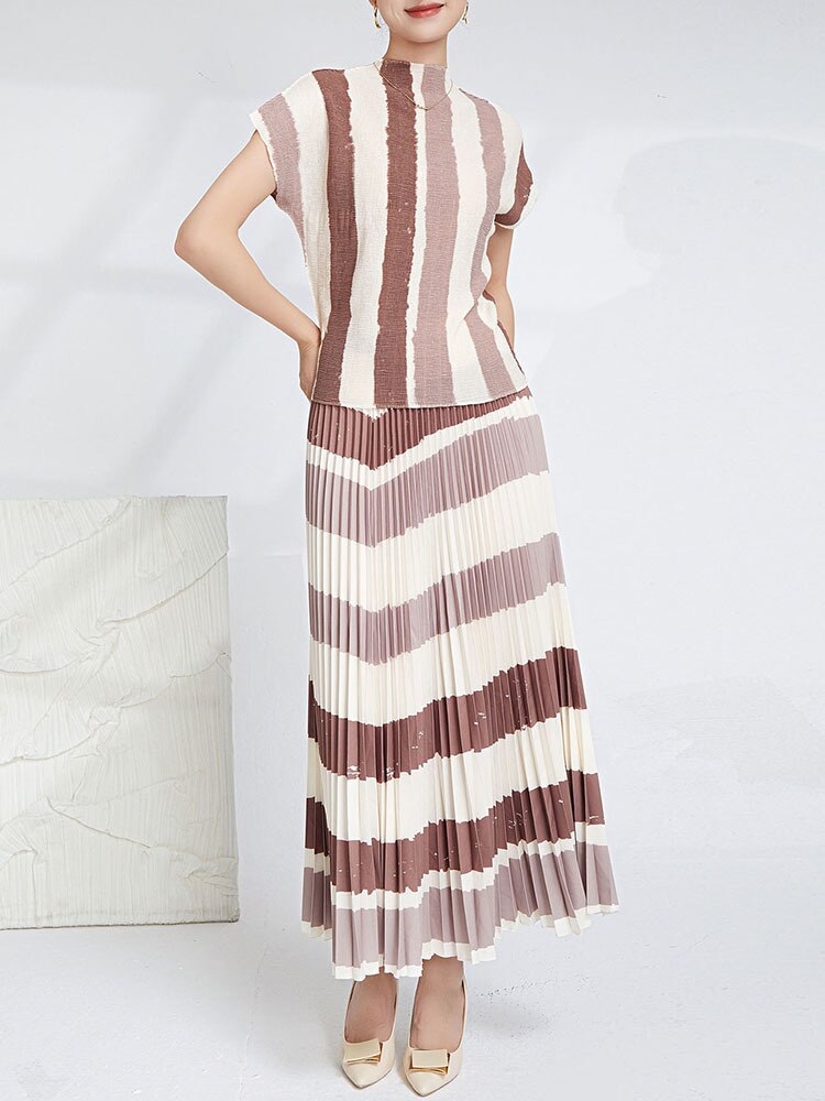 Carmella Printed Striped Pleated 2 Pieces Set