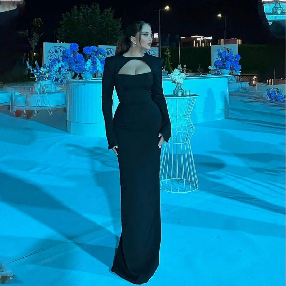 Vanilla Vogue Mermaid Silhouette Black Dress - Main Image