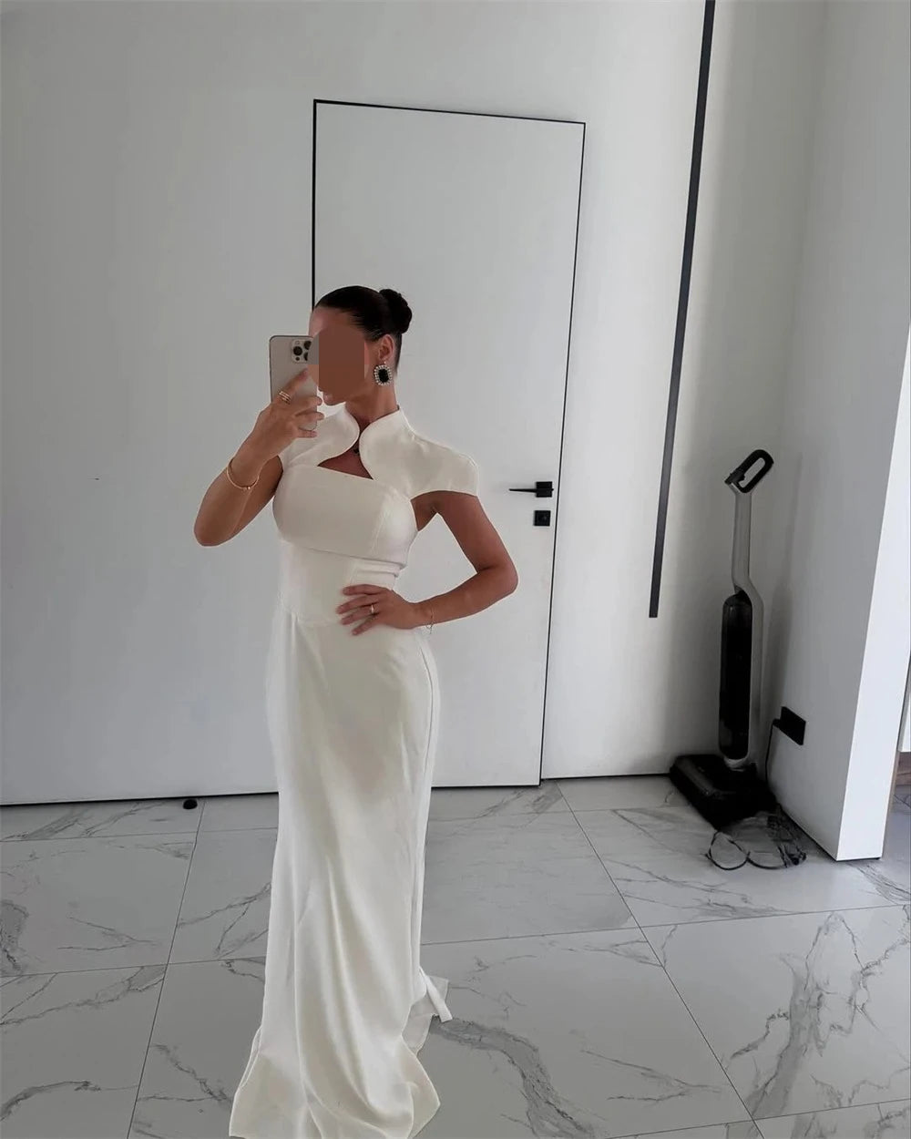 Nicole Elegant Mermaid Evening Dress Cap Sleeves Bodycon Satin Formal Dress