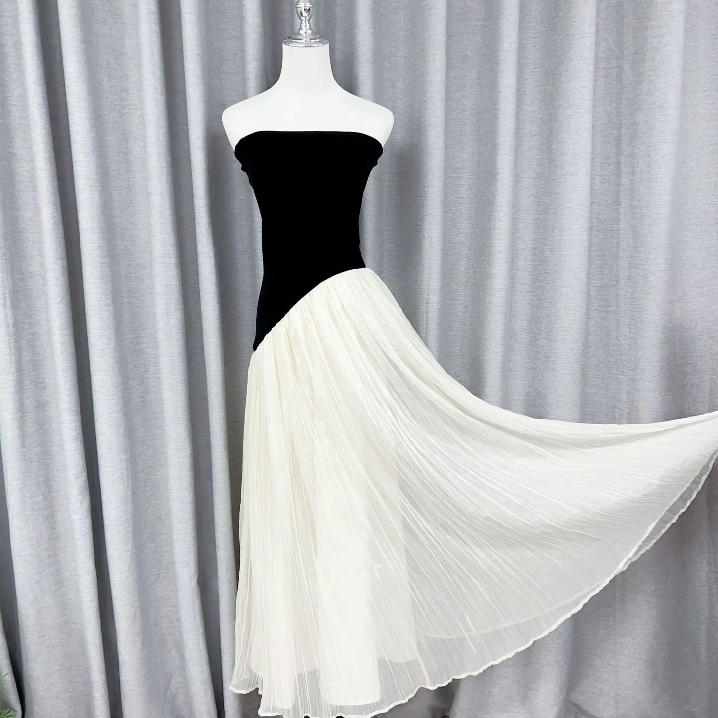 Stacy Strapless Sleeveless Dress