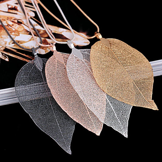 Special Leaf Sweater Pendant Necklace