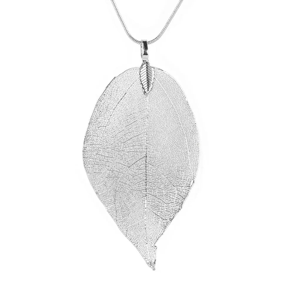 Special Leaf Sweater Pendant Necklace