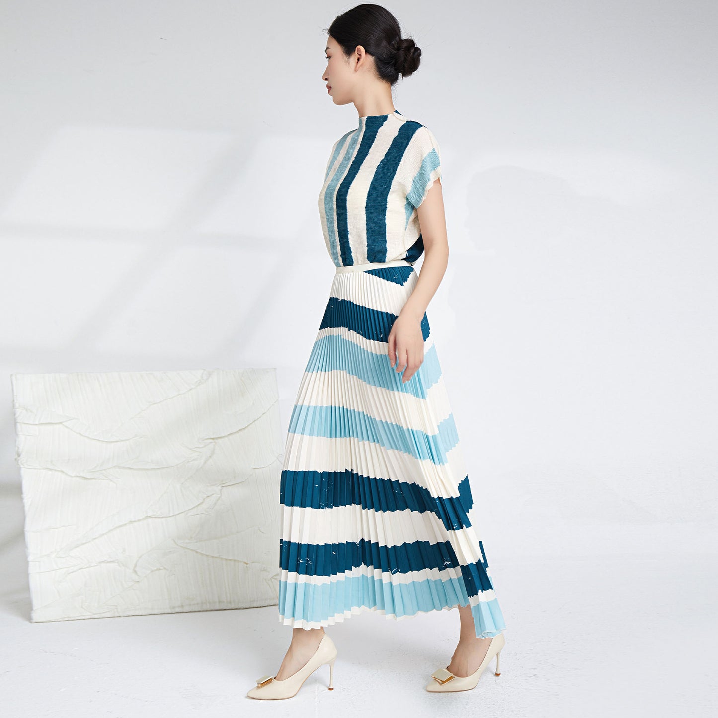 Carmella Printed Striped Pleated 2 Pieces Set