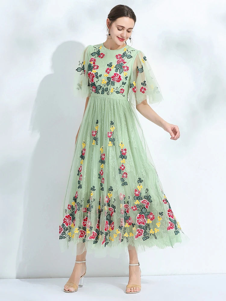 Sunny O-Neck Flare Sleeve Flowers Embroidery Vintage Holiday Party Dress