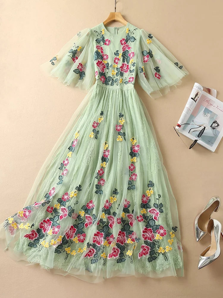Sunny O-Neck Flare Sleeve Flowers Embroidery Vintage Holiday Party Dress