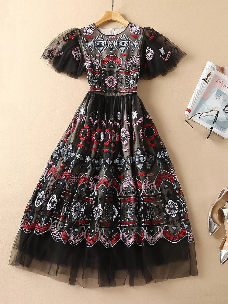 Mara Short sleeve Vintage Geometric Embroidery Black Mesh Elegant Party Dress