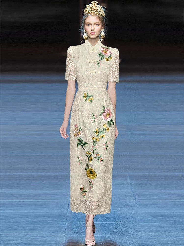 Arabella Frühherbst-Spitzen-Kurzarm-Bleistiftkleid im chinesischen Stil mit Blumenstickerei