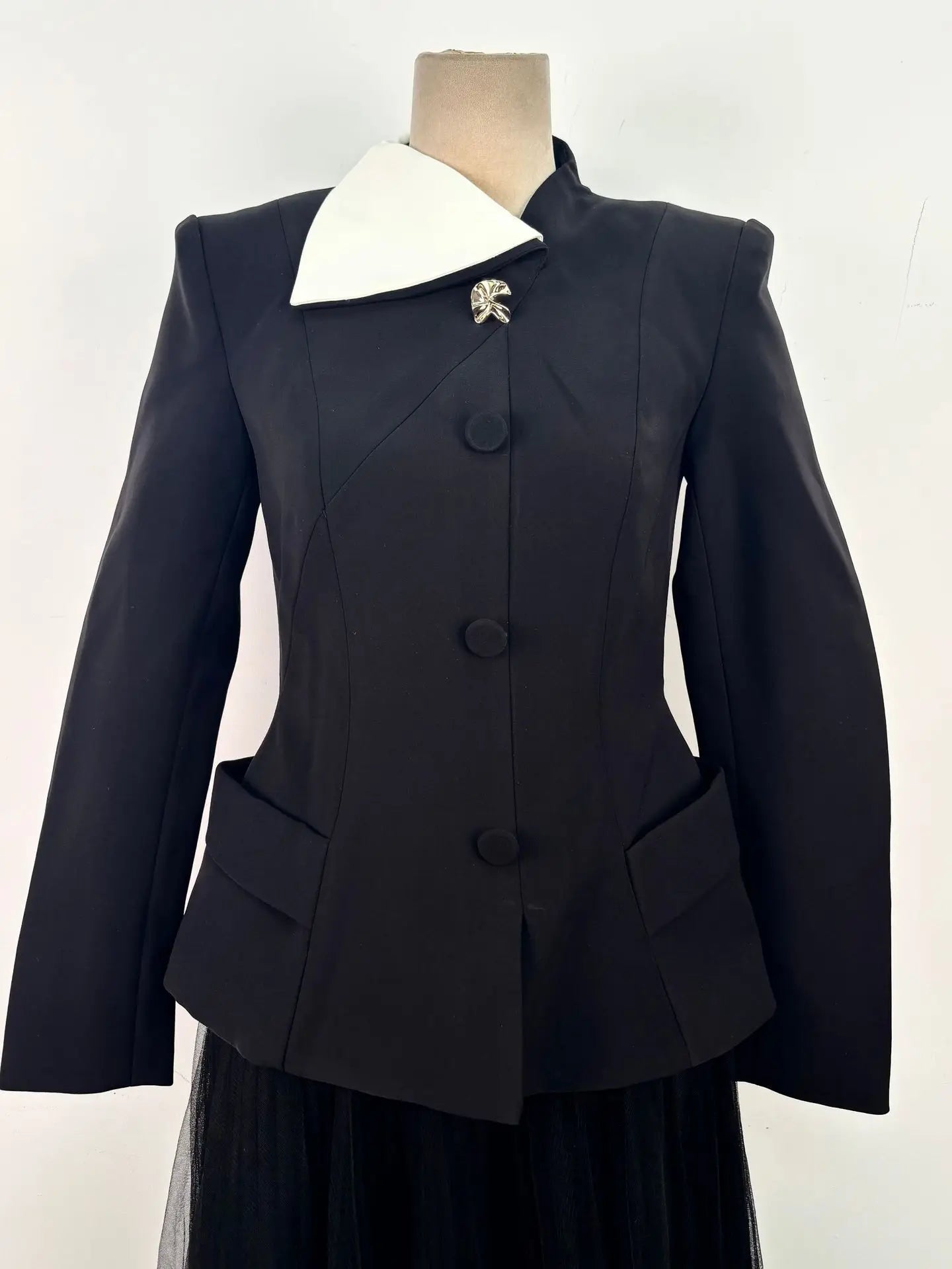 Daphne Two-Piece  Color-Block Lapel Set