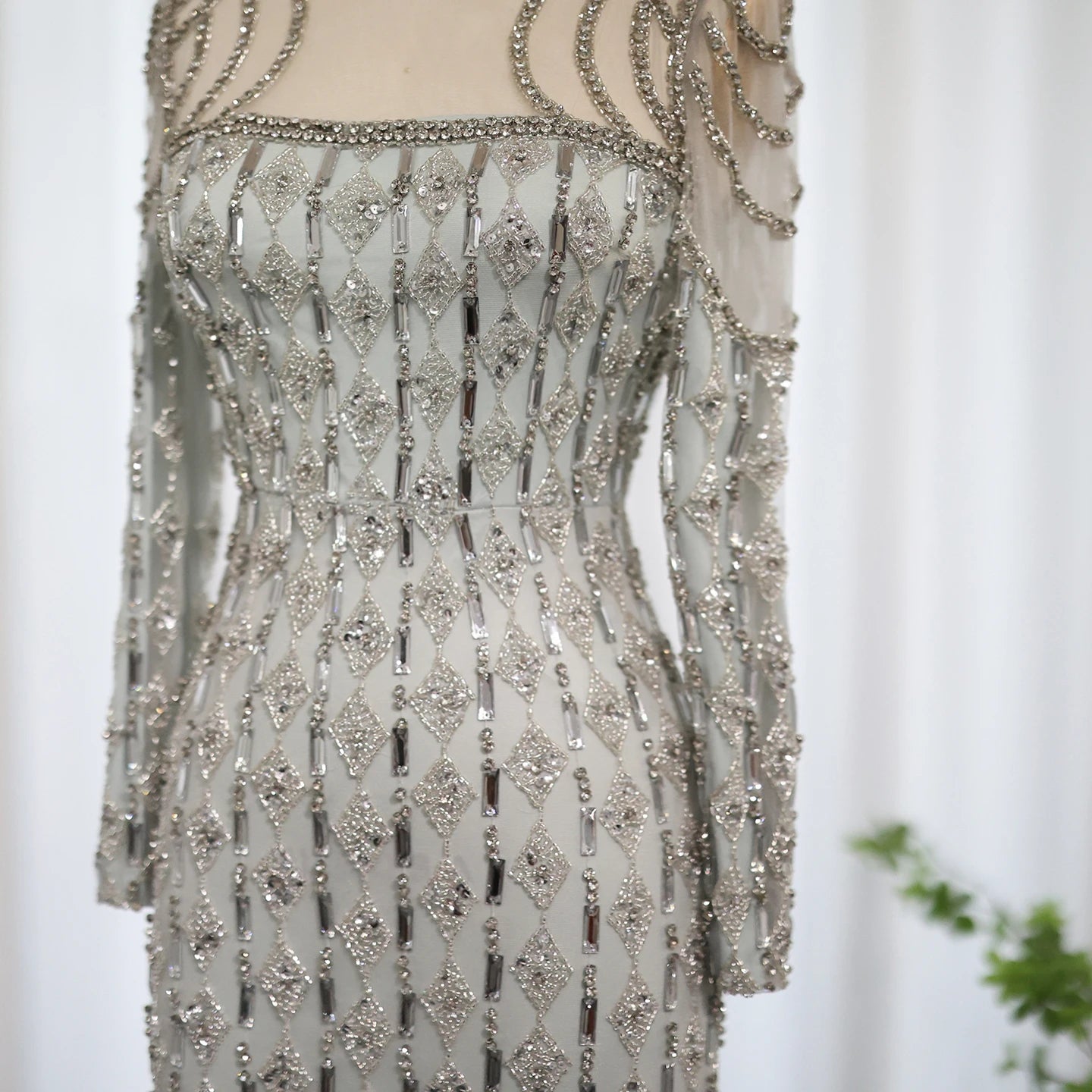 Luxury Evening Mermaid Dress with Long Sleeves