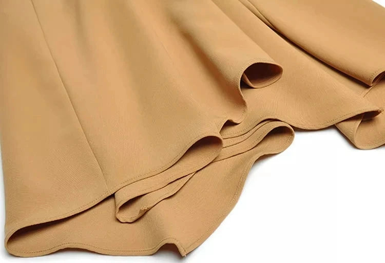 Siera O-Ausschnitt Kurzarm Schnürkleid in Volltonfarbe für Bürodamen