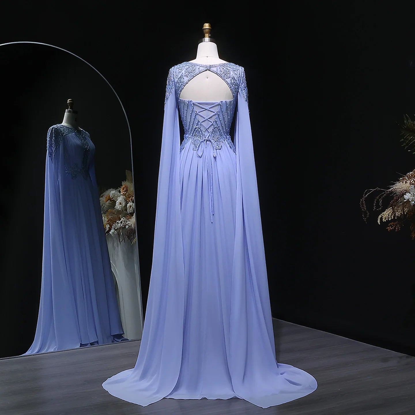 Lei Dubai Luxury Lilac Evening Dress With Cape Sleeves