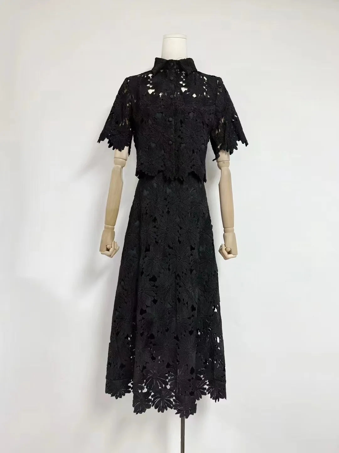 Oasis Lace 2 Piece Set