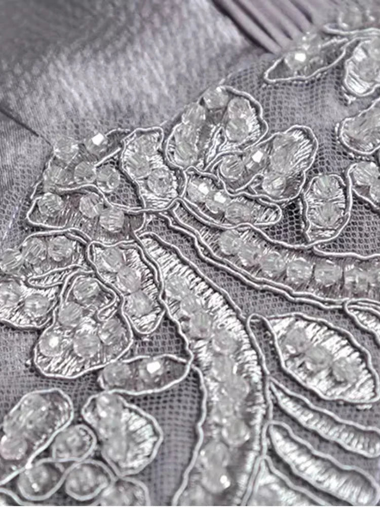 Julia V-Ausschnitt Drapiertes Schmetterlingsärmel Stickerei Perlen Elegantes Partykleid