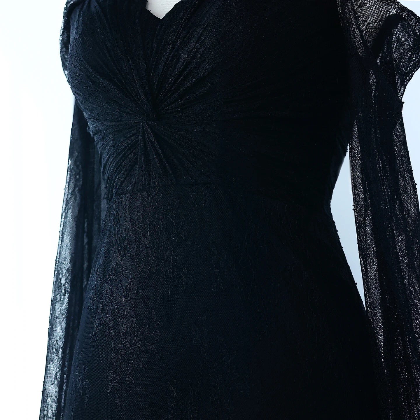 Anne Lace Purple Mermaid Evening Dress with Cap Sleeves Gown