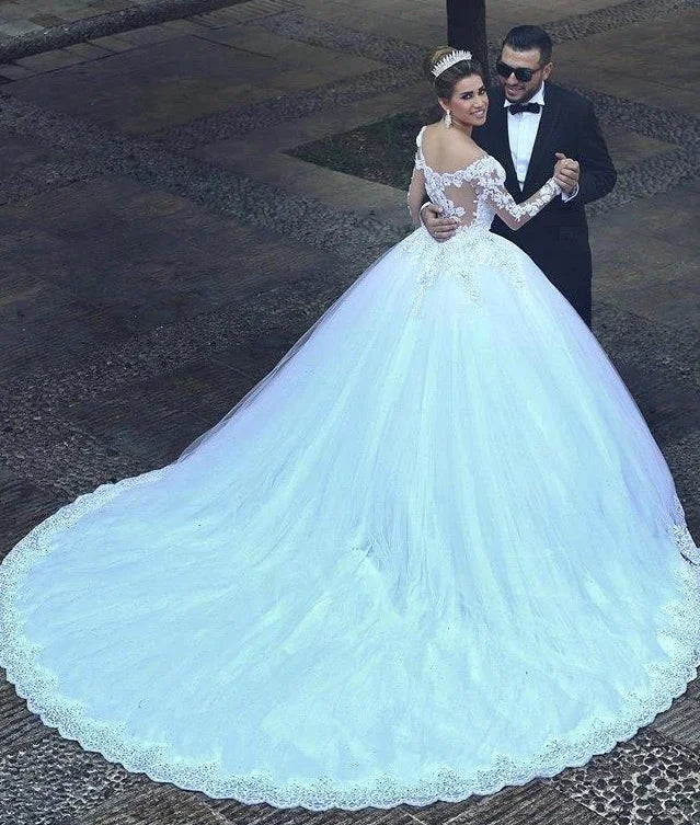 Abi Luxury Vintage Full Sleeves Lace Wedding Dress 2020 Ball Gown