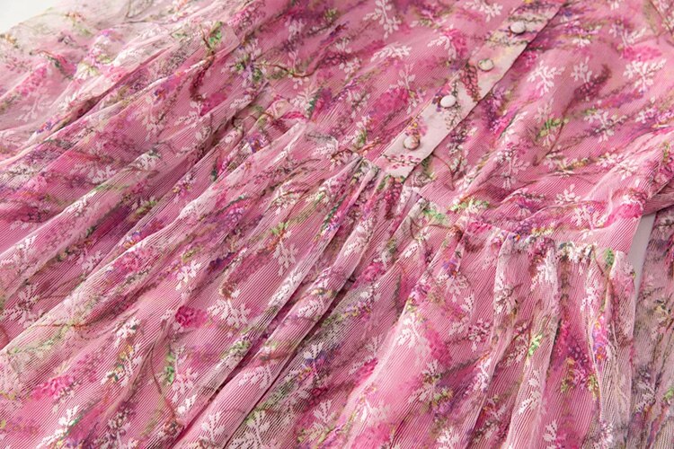 فستان أليسون شبكي بأكمام طويلة وحزام وكشكشة وطبعة كلاسيكية