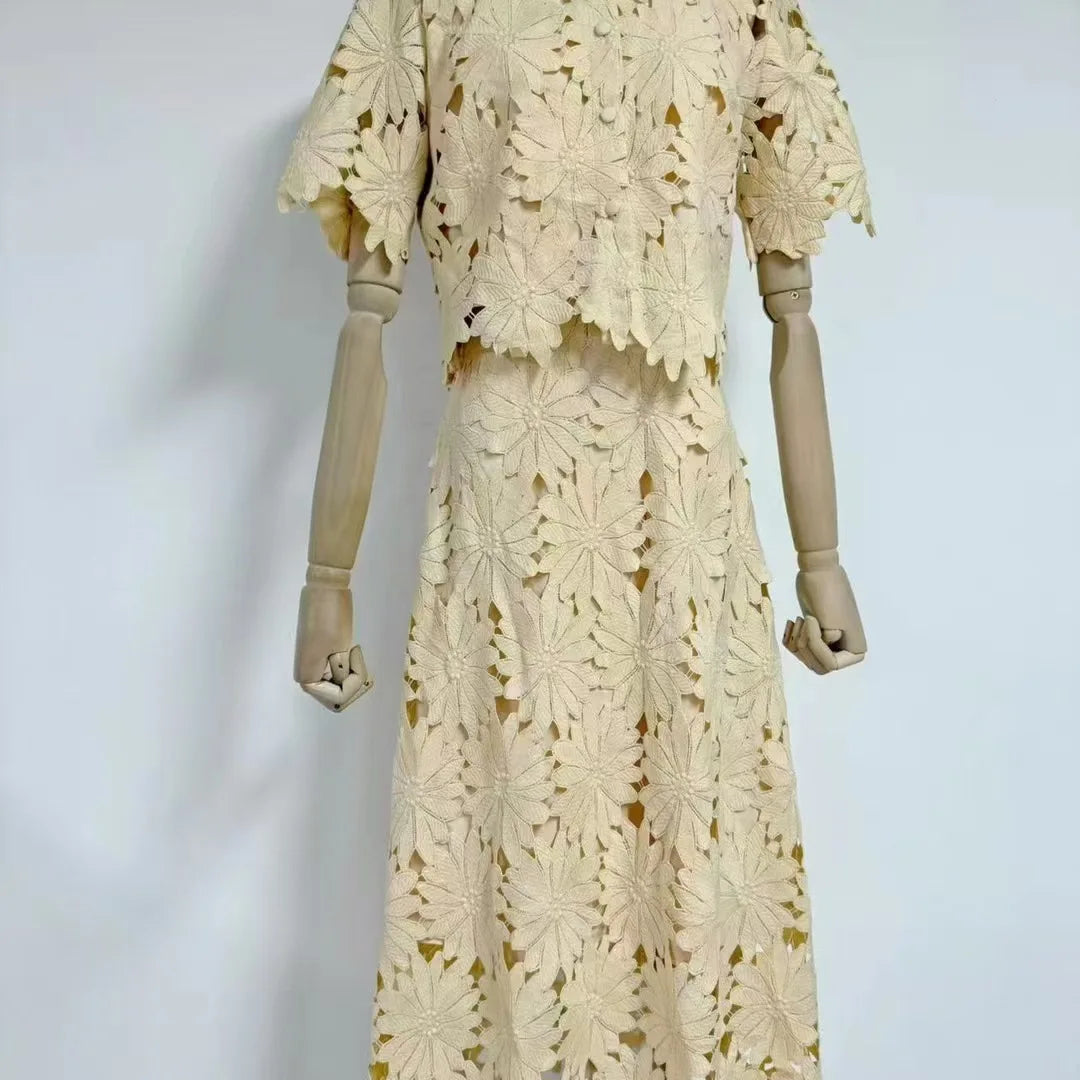 Oasis Lace 2 Piece Set