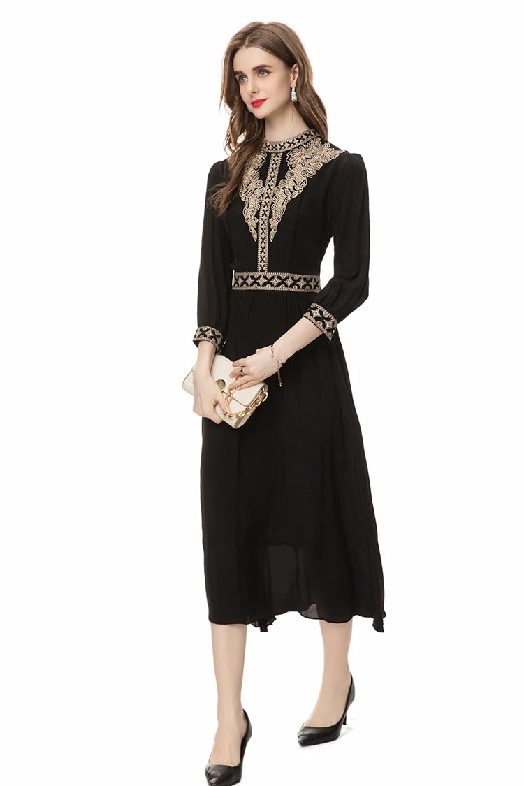 Roselyn Embroidery Ruched Net Yarn O-Neck Three Quarter Mid-Calf Dress