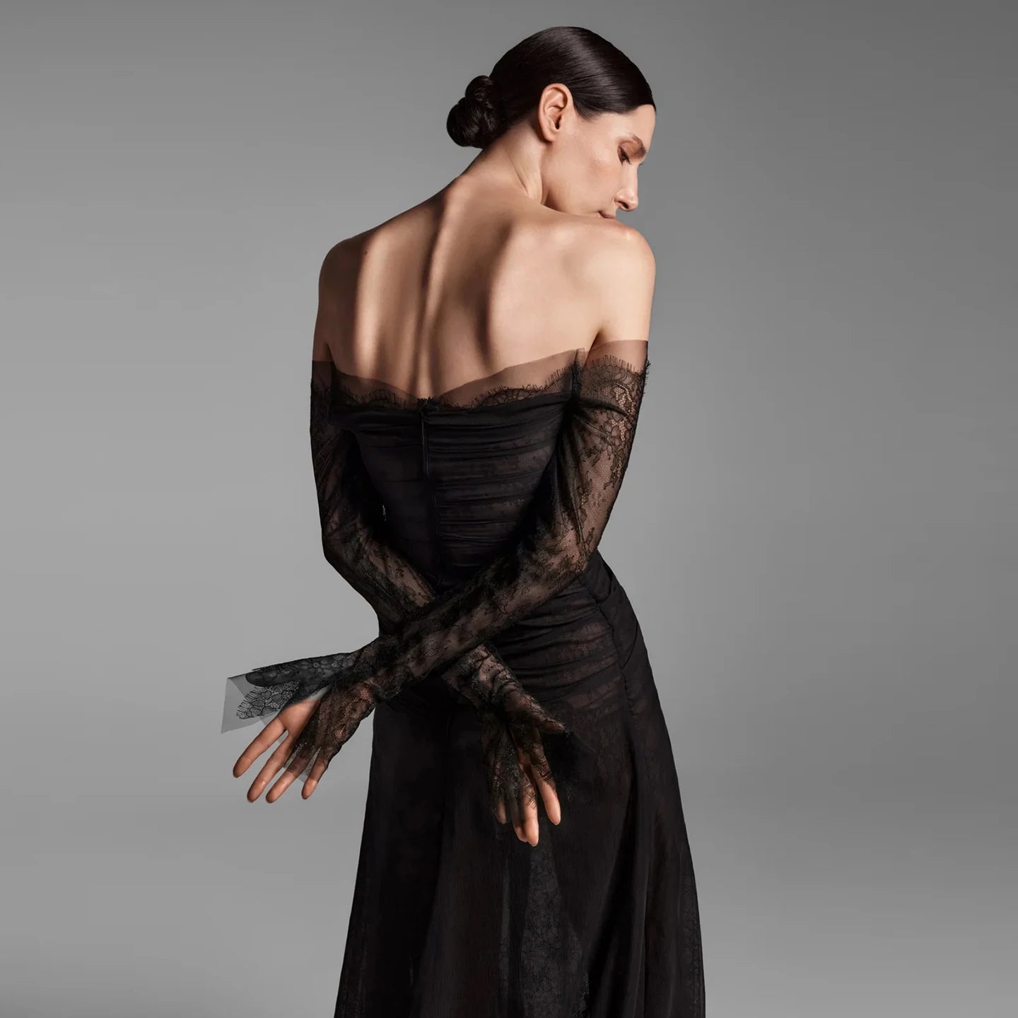 Betsy Sexy Tulle Long Sleeves Black Strapless Prom Dress