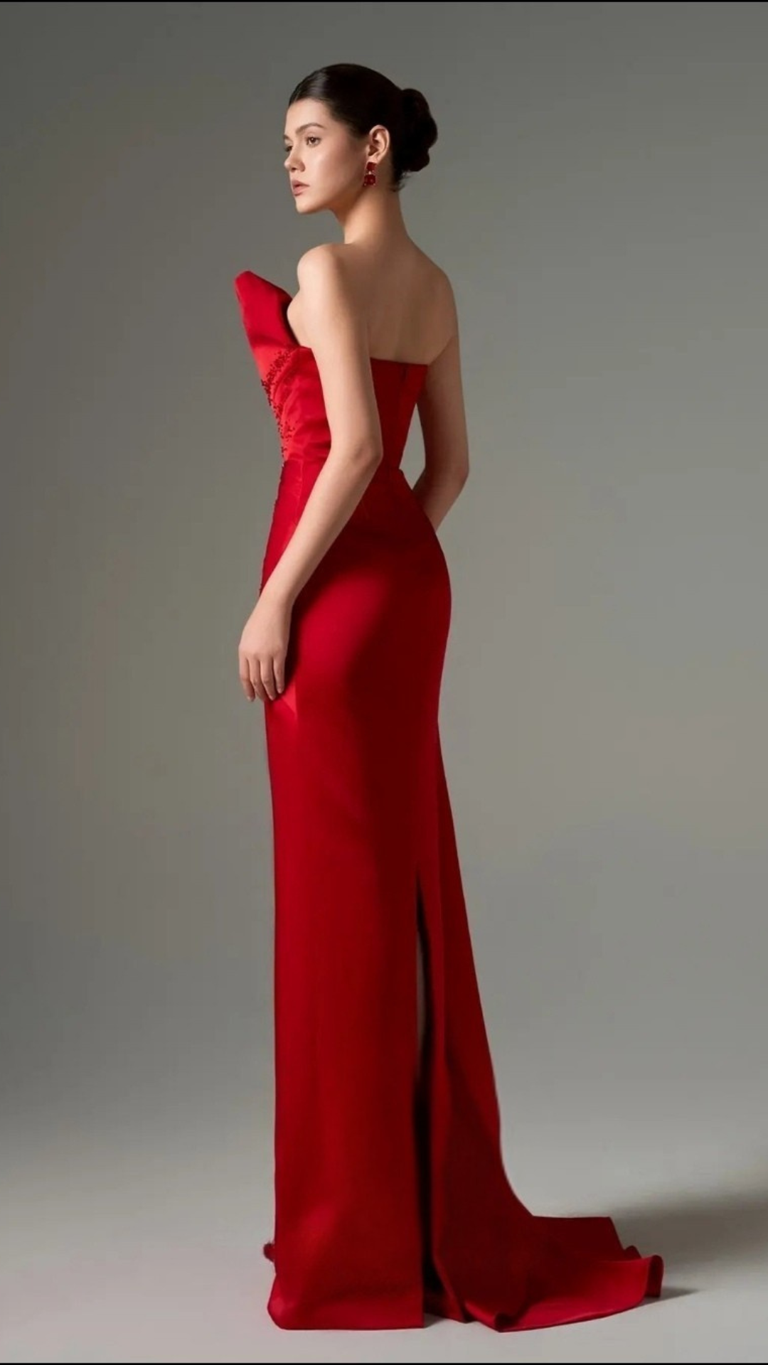 Elegant Red Strapless Evening Dress