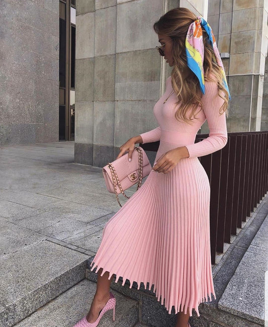 Knitted Long Sleeve Pleated Dress