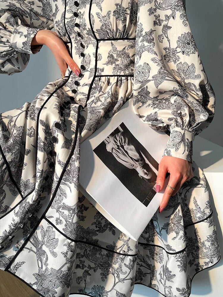 Noelle Kleid mit V-Ausschnitt und Laternenärmeln