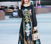Load image into Gallery viewer, Zahra Vintage Floral Maxi Dresses