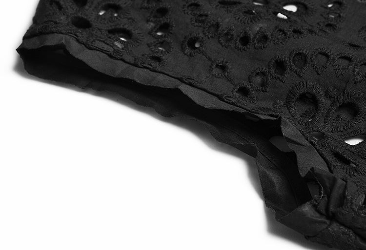Ida – Zweiteiliges Set aus einreihigen Oberteilen und schwarzen Cake-Röcken